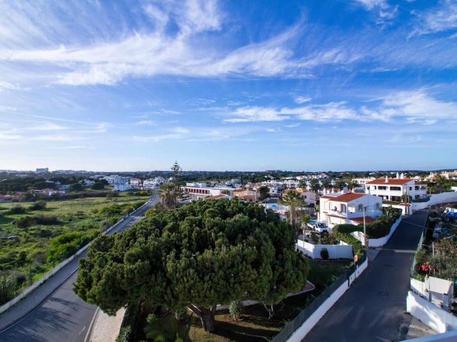 Panoramic E Apartment - Rooftop Pool & Sea View Albufeira Exterior photo